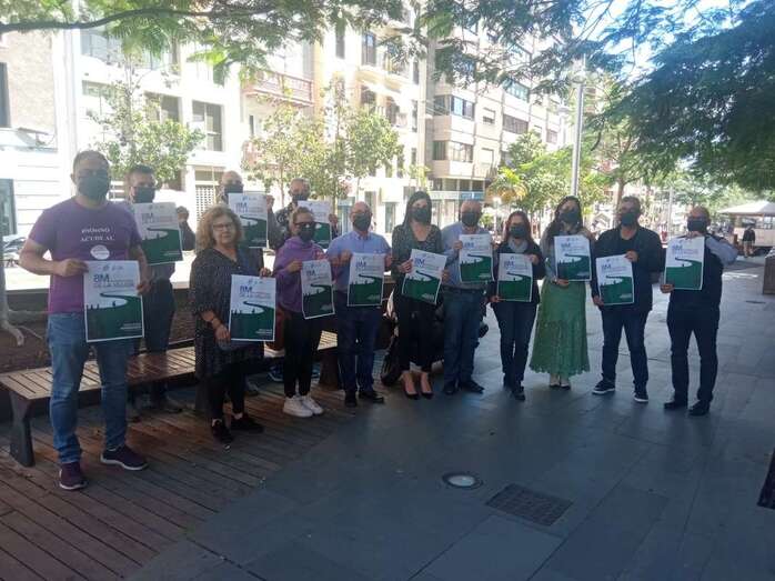 Concentración de sindicalistas de CSIF por el 8M/TA.